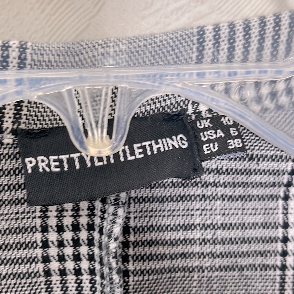 🆕 PRETTY LITTLE THING Tall Grey Checked Blazer Size 6 - Picture 5 of 5